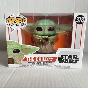 Star Wars The Mandalorian The Child with Cup Funko Pop #378 Grogu Baby Yoda